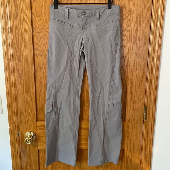 Athleta Low Rise Cargo Pants - Picture 1 of 6